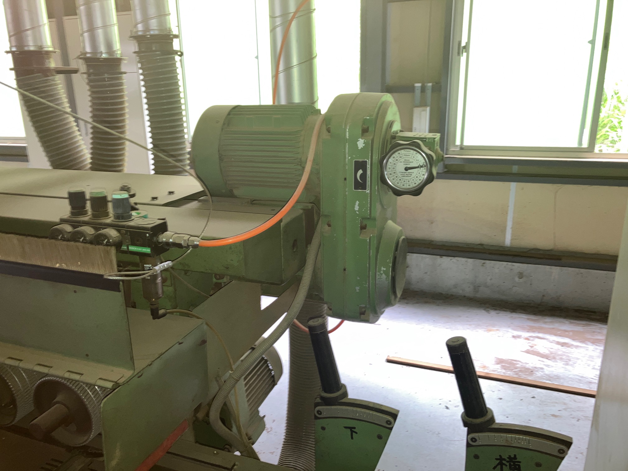 ﾊﾞｲﾆｯﾋﾓﾙﾀﾞｰ　ﾕﾆﾏｰﾄU-22E６軸中古品